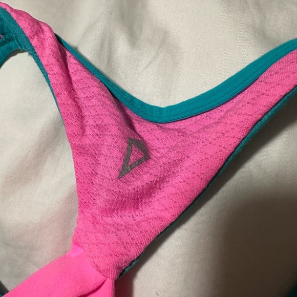 Ivivva colorful tank top - Picture 4 of 4